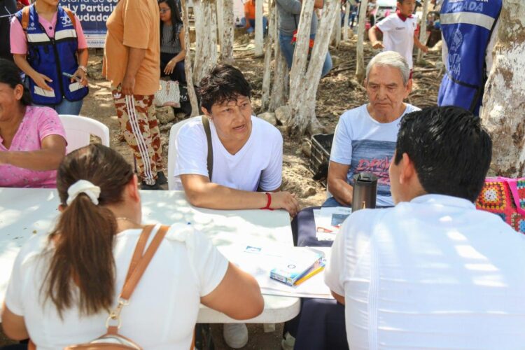 Acercan servicios a colonias de Playa del Carmen con jornada "Estoy Contigo"