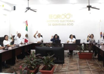 Emite IEQROO resultados de evaluación del desempeño de miembros del Servicio Profesional Electoral Nacional del sistema OPLE