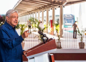 AMLO inaugura tramo de Cancún a Playa del Carmen del Tren Maya
