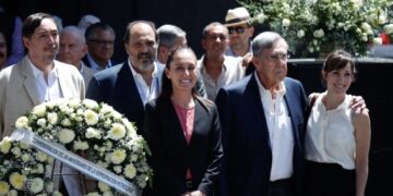 Claudia Sheinbaum presenta plan para rescatar al sector energético