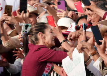 "Ellos quieren guerra vs. narco, nosotros construir paz", señala Claudia Sheinbaum ante inseguridad en Jalisco
