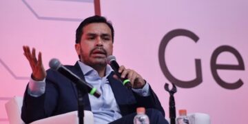 Tacha Jorge Álvarez Máynez de “infame” decisión del INE de tumbar candidaturas de MC
