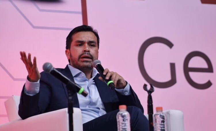 Tacha Jorge Álvarez Máynez de “infame” decisión del INE de tumbar candidaturas de MC