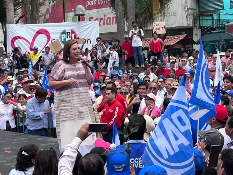 "La guerra de Calderón y los abrazos" no son mi estrategia: Xóchitl Gálvez