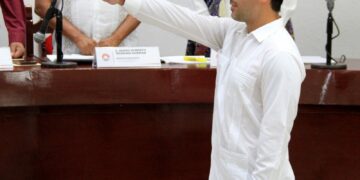 Pablo Gutiérrez asume regiduría de BJ y suplirá a la presidenta municipal Ana Patricia Peralta