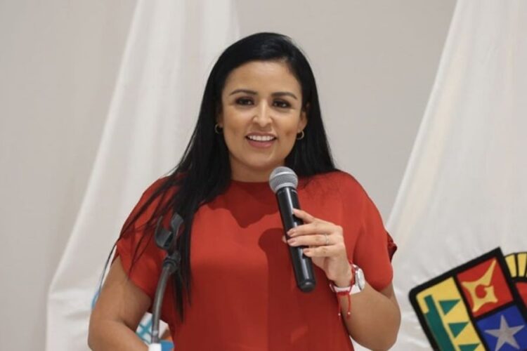Cabildo de Puerto Morelos aprueba licencia temporal a Blanca Merari Tziu Muñoz