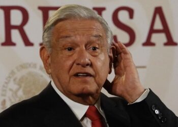 Pediré a quien me suceda que cumpla si hay promesas pendientes, asegura AMLO