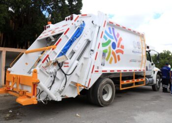 Efectiva recolección de basura en Playa del Carmen