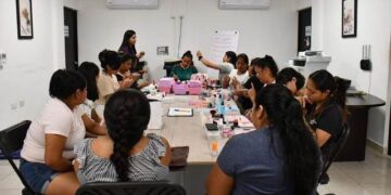 Fomentan en Playa del Carmen capacitación de las mujeres para elevar su calidad de vida