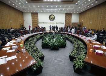 PAN solicita al INE campaña de "blindaje electoral"