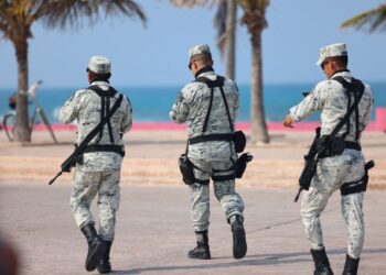 Vigilan playas de Isla Mujeres durante Semana Santa