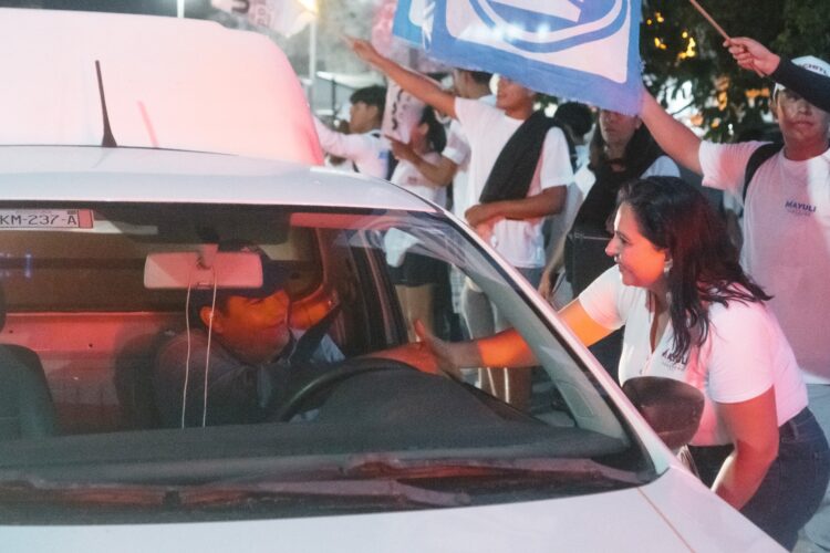 Mayuli Martínez y Xóchitl Gálvez, comprometidas a restaurar y ampliar programas de cuidado infantil