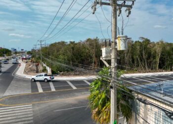 Inician cableado subterráneo en el bulevar Colosio de Cancún