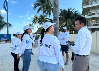 Realizan preparativos para izamiento de bandera Blue Flag en playas de Isla Mujeres
