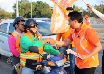 Mejoraremos la movilidad para las y los trabajadores de Cancún, señala Chucho Pool