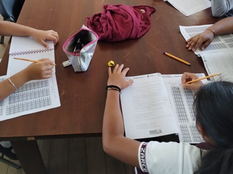 Preparan a estudiantes de Leona Vicario para examen de ingreso a bachillerato