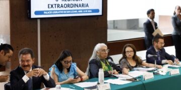Aprueban transferir a fideicomiso recursos de 10 millones de cuentas Afores inactivas