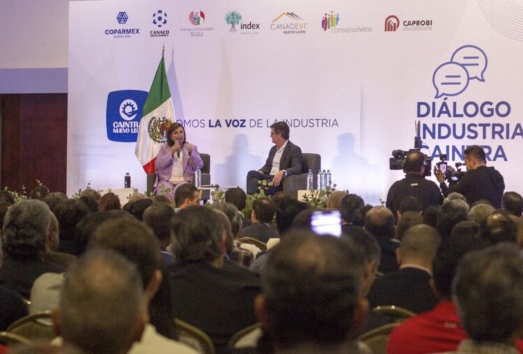 Xóchitl Gálvez propone serie de acciones para coinversiones con IP en Nuevo León