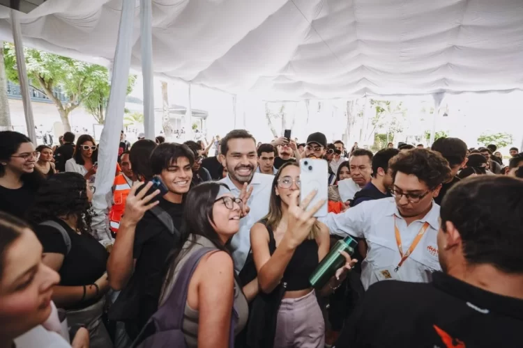 Es ilegal y deshonesto el llamado a marcha por la democracia: Jorge Álvarez Máynez