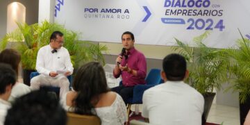Apuesta Gino Segura por el crecimiento económico del sur de Quintana Roo