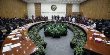 Esperará AMLO mensaje del INE para emitir postura sobre elecciones