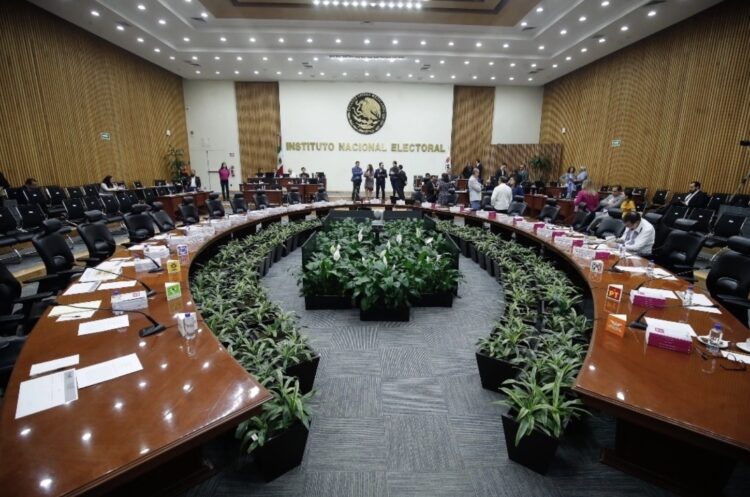 Esperará AMLO mensaje del INE para emitir postura sobre elecciones