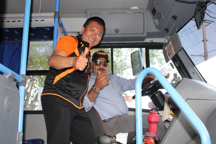 Vamos a fortalecer la promoción del empleo en Benito Juárez, señala Chucho Pool