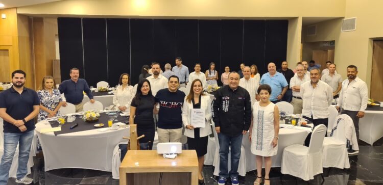 Defendamos la que hemos construido, pide Jorge Rodríguez a empresarios