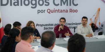 Gino Segura se compromete a traer mayor economía al sur de Quintana Roo