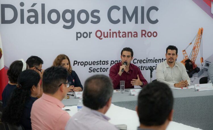 Gino Segura se compromete a traer mayor economía al sur de Quintana Roo