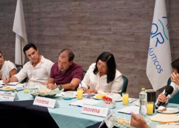 Mildred Ávila propone tomar en cuenta a empresarios náuticos en reformas a leyes que regulan su actividad