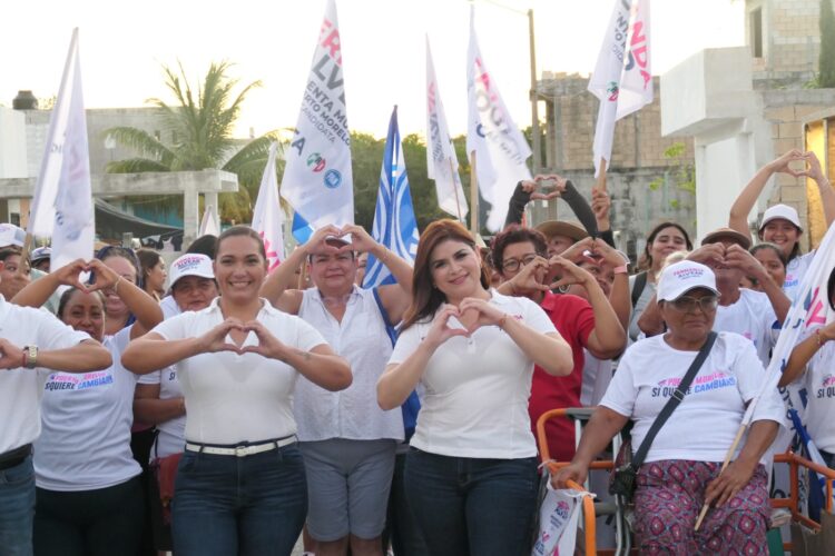 Avanza Fernanda Alvear con paso firme en Puerto Morelos