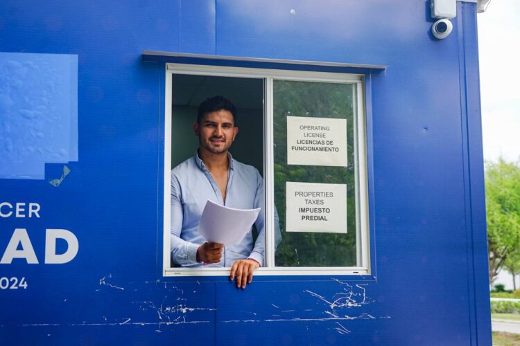 Acercan trámites a colonias de Playa del Carmen