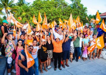 Punta Allen se pinta de naranja con Jorge Portilla