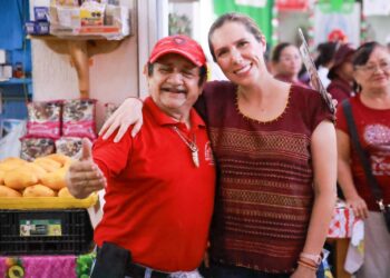 Se compromete Atenea Gómez a remodelar el mercado “Javier Rojo Gómez”