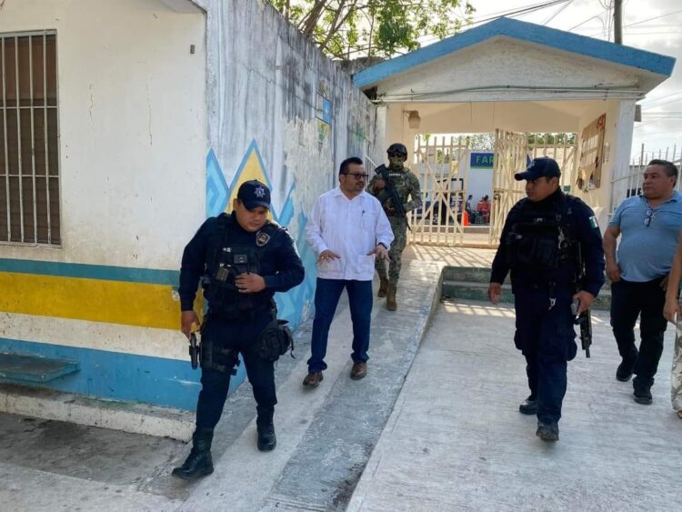 Llevan a cabo simulacro de actuación ante situaciones de riesgo en escuelas de Puerto Morelos