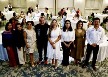 Salgamos este 2 de junio a defender Cancún, pide Jorge Rodríguez a mujeres empresarias