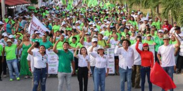 Brindan portomorelenses respaldo total a Blanca Merari