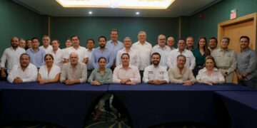 Vamos por un mayor crecimiento y éxito para Cancún: Ana Paty Peralta