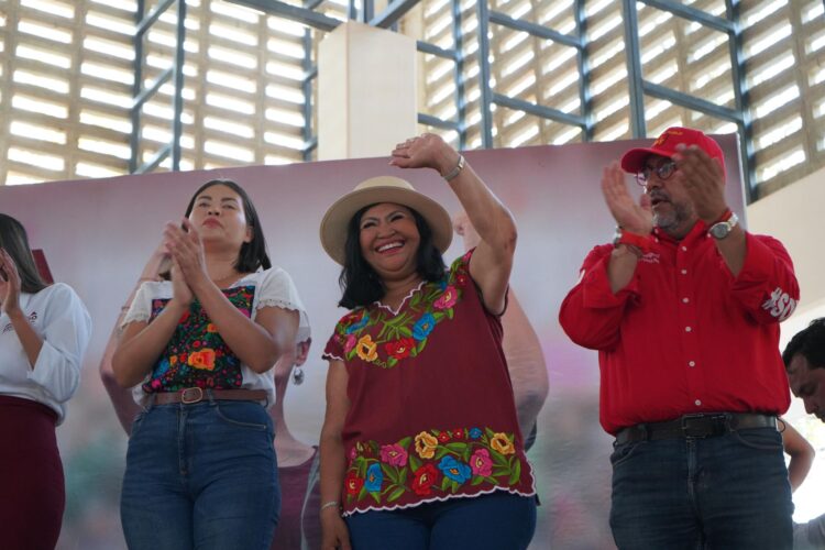 Mildred Ávila llama a multiplicar el mensaje de la transformación