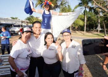 Promete Mayuli Martínez acciones decisivas para proteger a los infantes