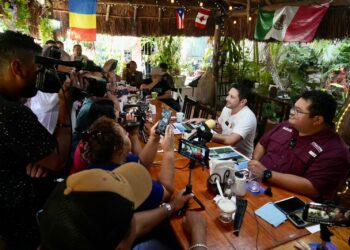 Vamos a consolidar la transformación en Cozumel: Renán Sánchez