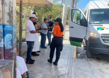 Realizan Jornada Informativa contra la violencia intrafamiliar y de género en Puerto Morelos