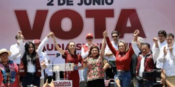 Claudia Sheinbaum plantea inversión en agua, transporte y vivienda en CDMX