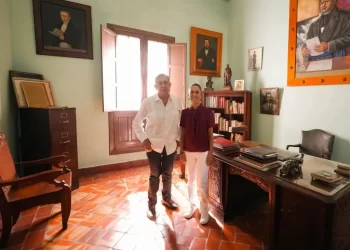 Se reúne Claudia Sheinbaum se reúne con Cuauhtémoc Cárdenas en Michoacán