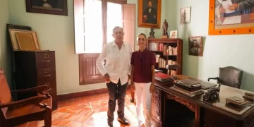 Se reúne Claudia Sheinbaum se reúne con Cuauhtémoc Cárdenas en Michoacán