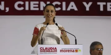Pide Claudia Sheinbaum a científicos comprometerse con su proyecto de nación