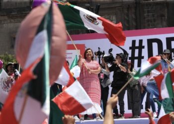 INE ordena a Xóchitl Gálvez modificar expresiones contra Claudia Sheinbaum