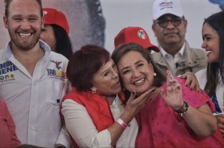 Xóchitl Gálvez promete programa de viviendas en barrio de Tepito