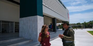 Mara Lezama supervisa obras de la estación del Tren Maya en Chetumal